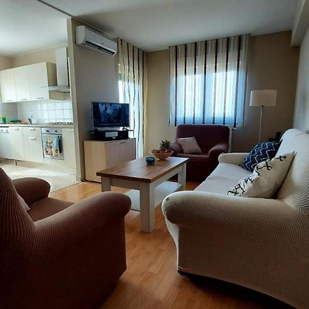 Apartman Ana Pula - Calm, Free Parking, Close To Center Eksteriør bilde