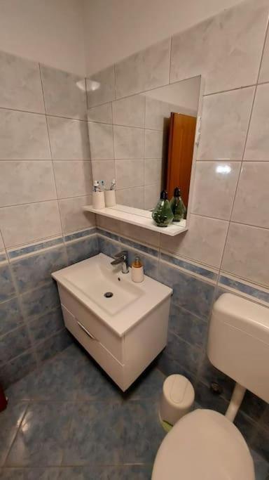 Apartman Ana Pula - Calm, Free Parking, Close To Center Eksteriør bilde