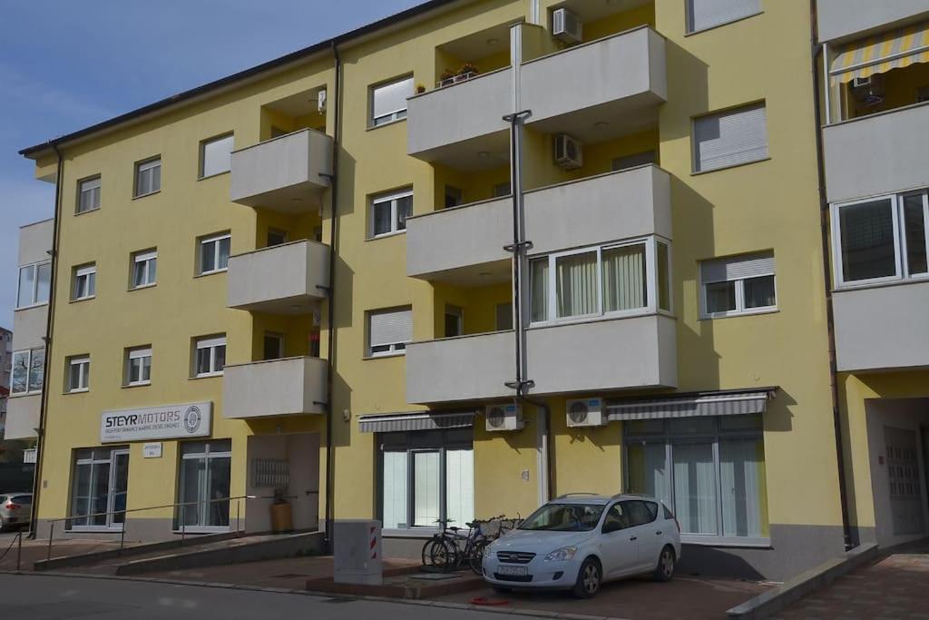 Apartman Ana Pula - Calm, Free Parking, Close To Center Eksteriør bilde